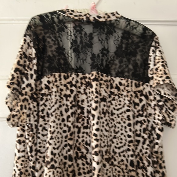 Night Shirt, Brown animal print. Size 1X. - Picture 3 of 5